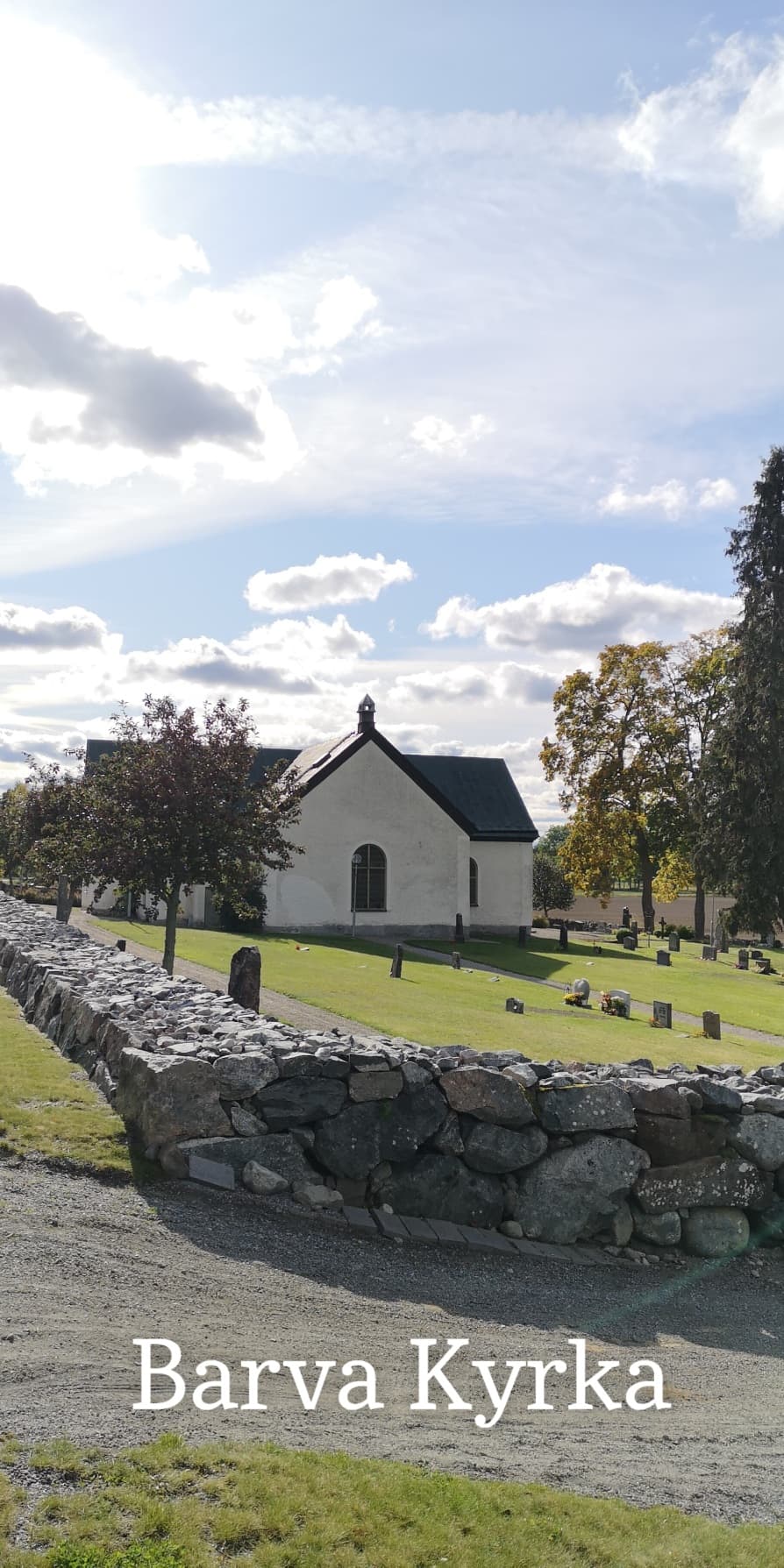 Barva Kyrka, en av cachene vi klarte å finne ihvertfall...