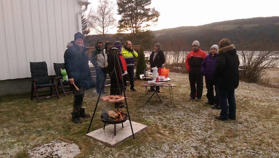 Pølsefest ved Sigernessjøen
